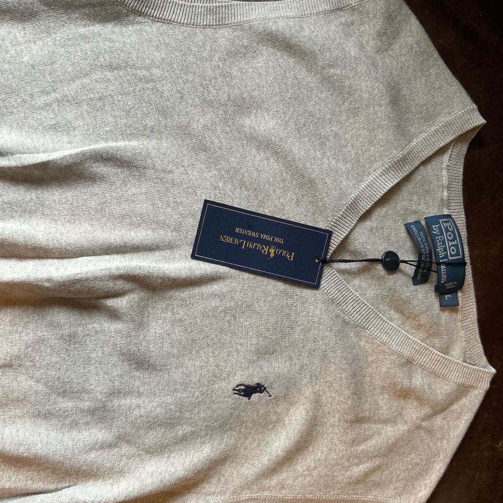 Ralph Lauren Light Gray V-Neck Sweater - Picture 4 of 11